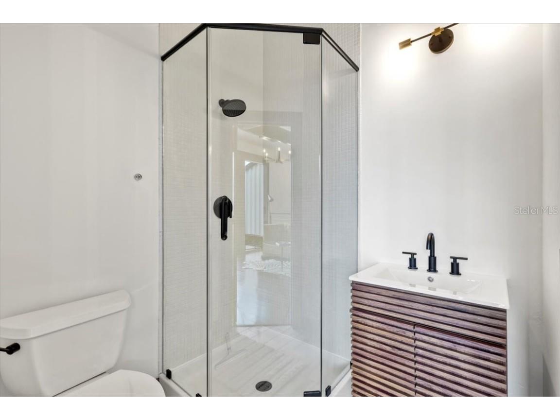 175 S 2nd Street S #PH-16 Saint Petersburg FL 33701 TB8387177 image30