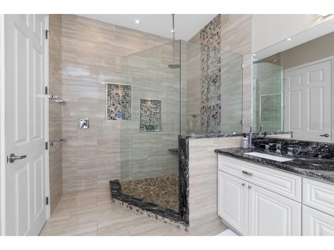 175 Shadroe Cove Circle #1104 Cape Coral FL 33991 C7512849 image25