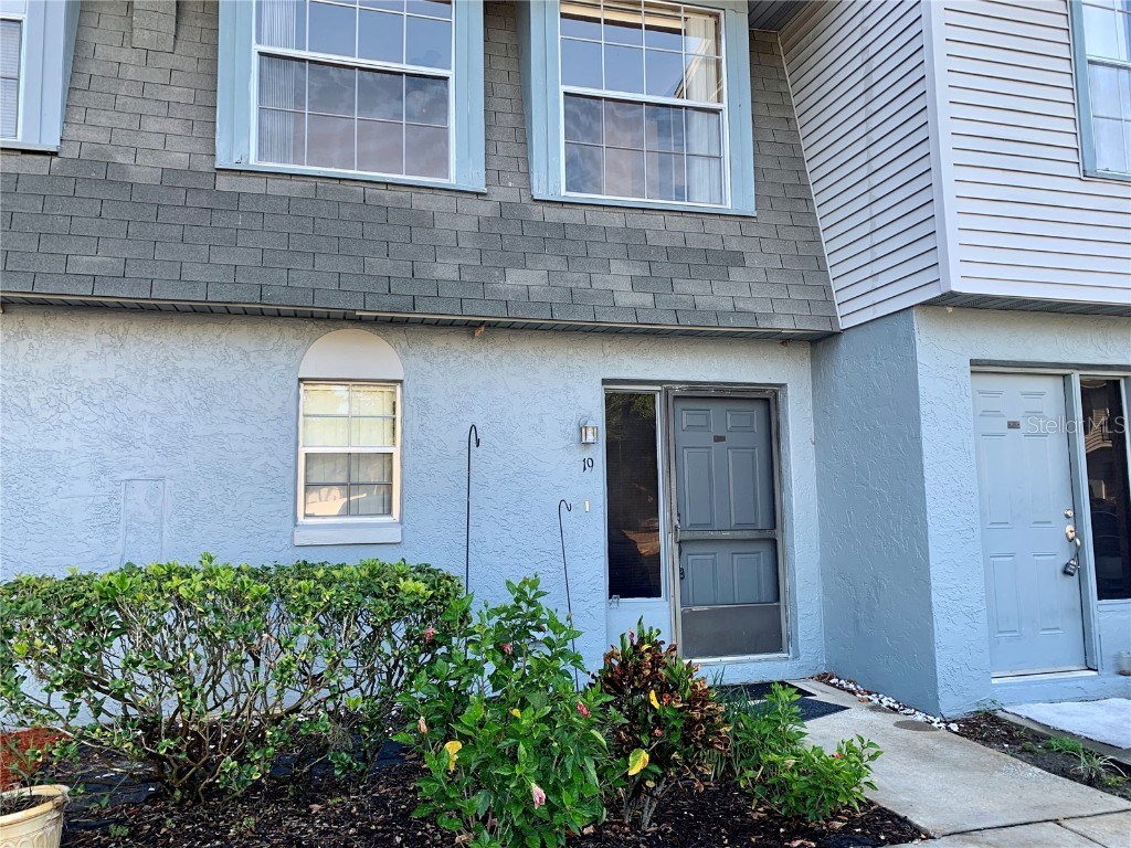 175 Yorktowne Drive #19 Daytona Beach FL 32119 V4931353 image1