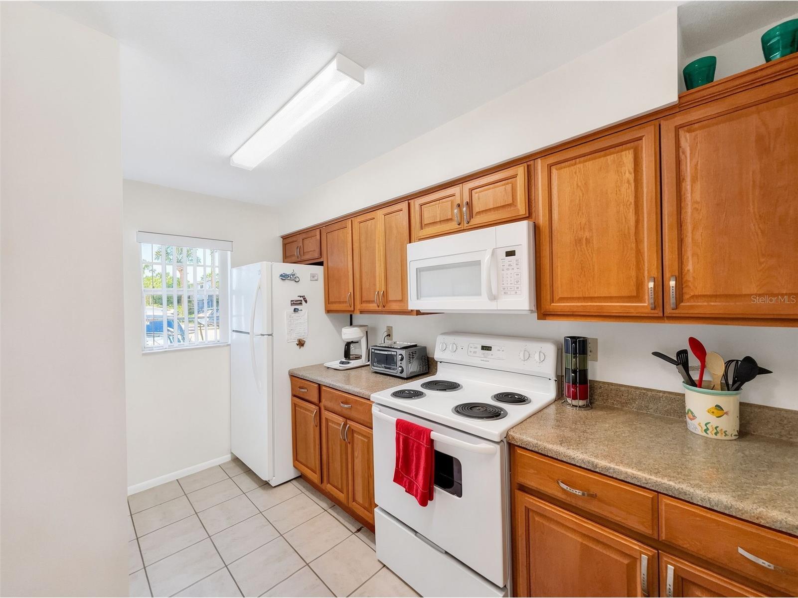 175 Yorktowne Drive #UT11 Daytona Beach FL 32119 V4948853 image7
