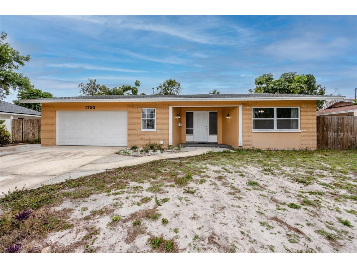 1750 62nd Avenue S Saint Petersburg FL 33712 U8228969 image1