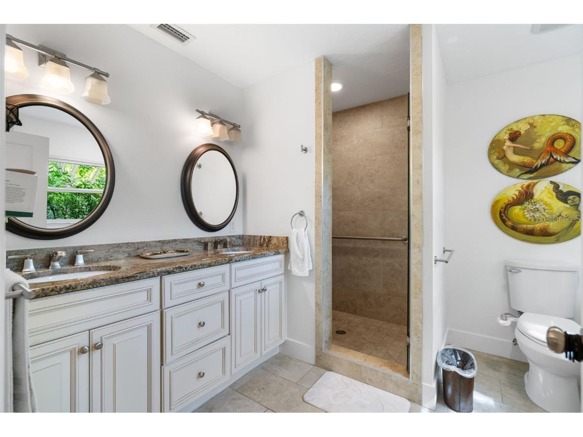 1750 Alta Vista Street Sarasota FL 34236 A4672680 image20