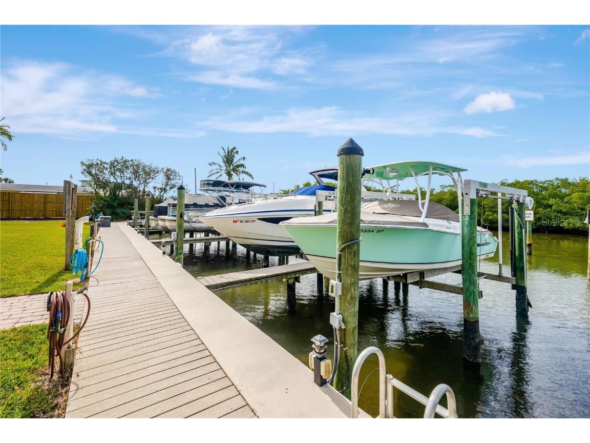 1750 Assisi Drive #6 Sarasota FL 34231 T3549571 image8