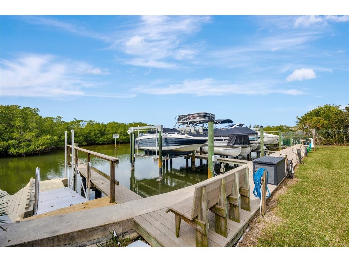 1750 Assisi Drive #6 Sarasota FL 34231 T3549571 image9