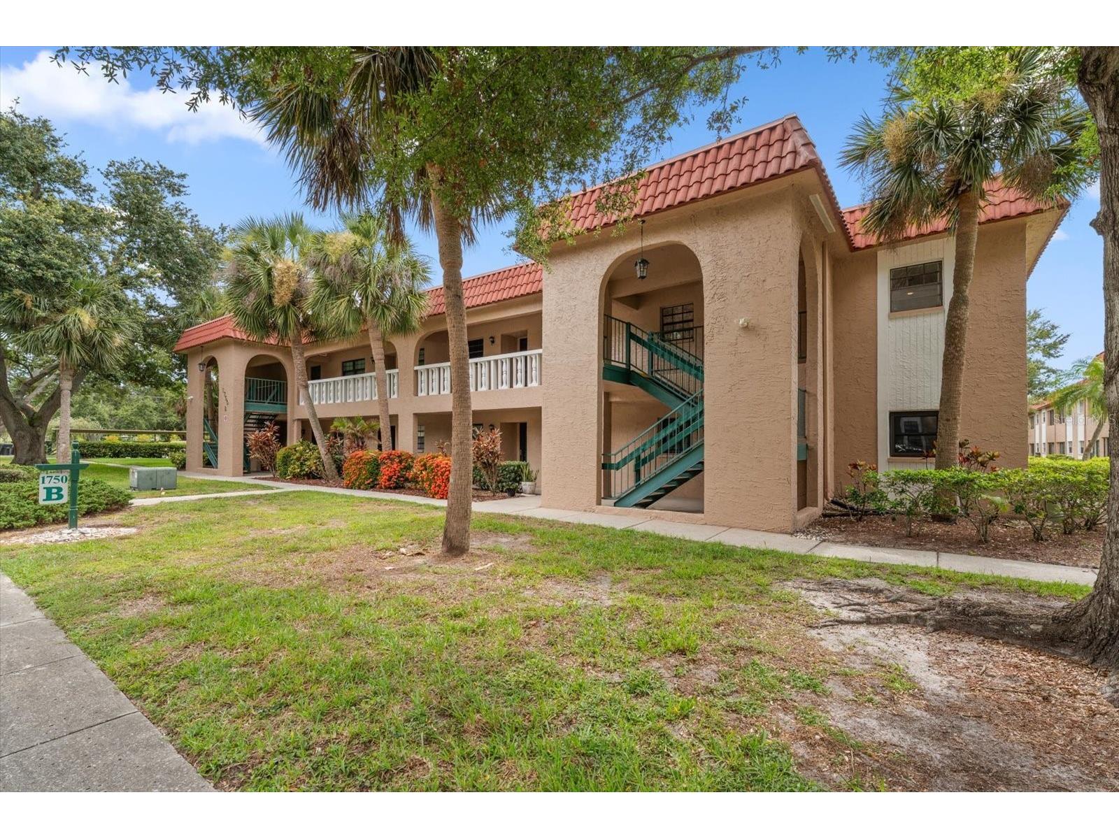 1750 Belleair Forest Drive #B8 Belleair FL 33756 TB8528200 image2