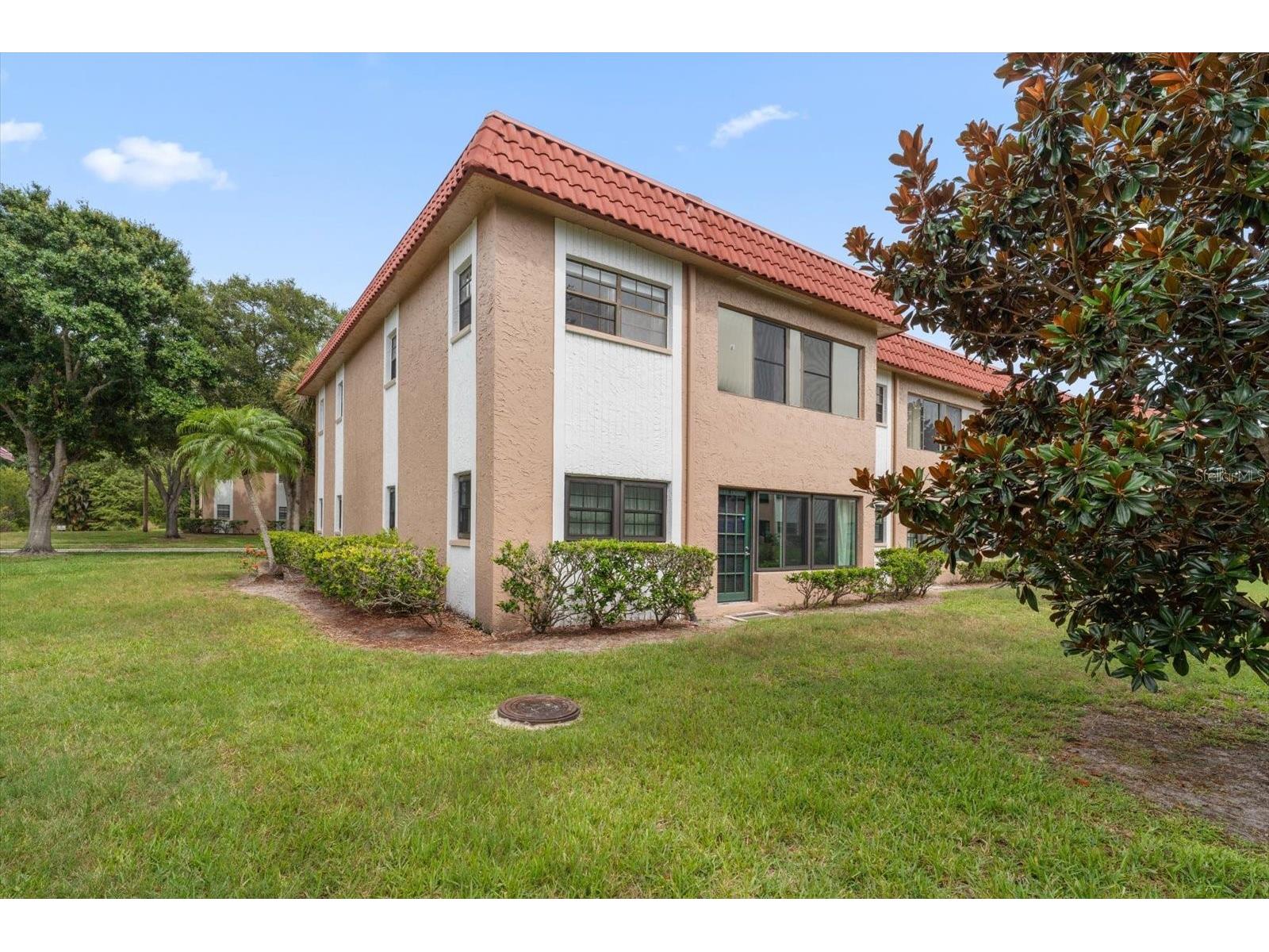 1750 Belleair Forest Drive #B8 Belleair FL 33756 TB8528200 image32