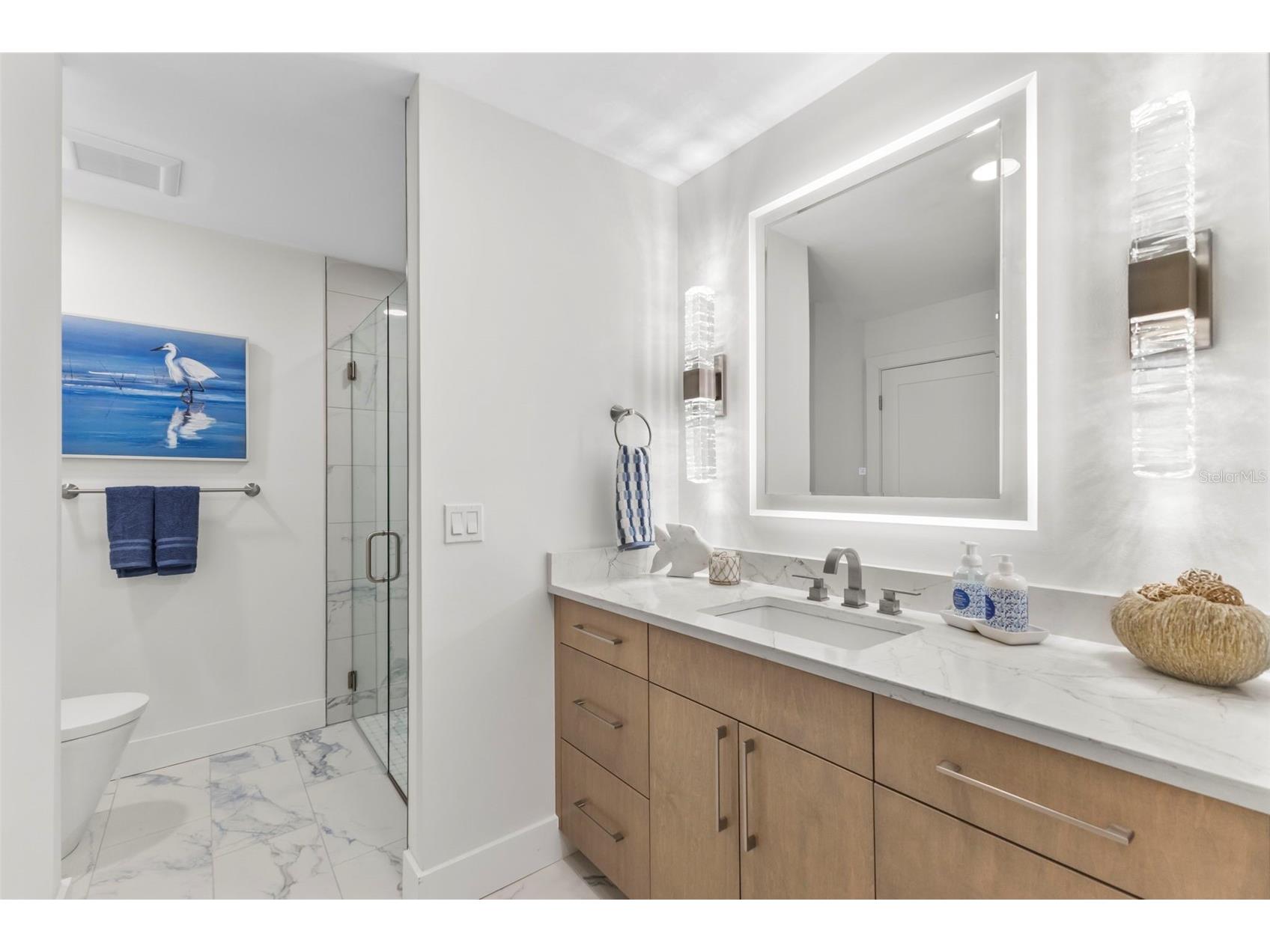 1750 Benjamin Franklin Drive #1D Sarasota FL 34236 - GULF OF AMERICA A4675488 image33