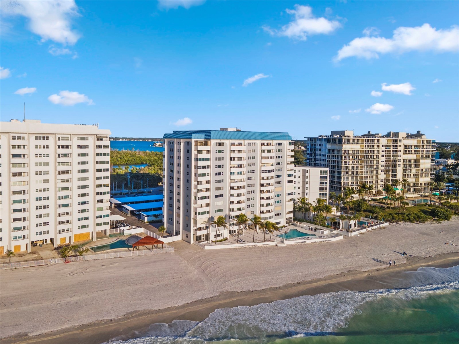 1750 Benjamin Franklin Drive #1D Sarasota FL 34236 A4695528 image1