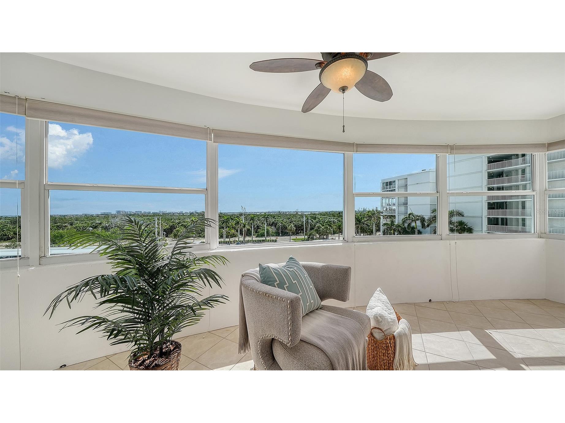 1750 Benjamin Franklin Drive #5F Sarasota FL 34236 - THE GULF A4693130 image26