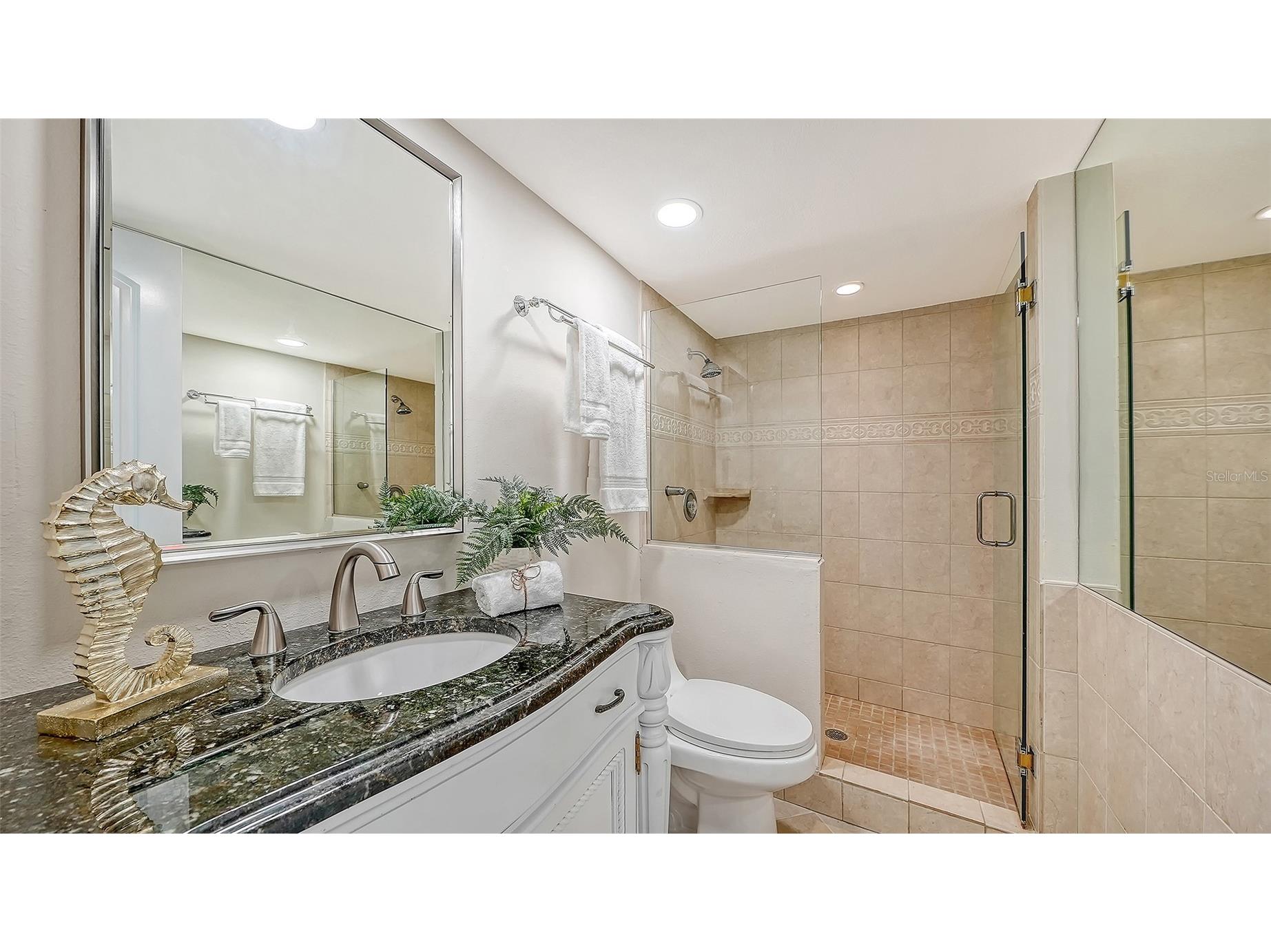 1750 Benjamin Franklin Drive #5F Sarasota FL 34236 - THE GULF A4693130 image32