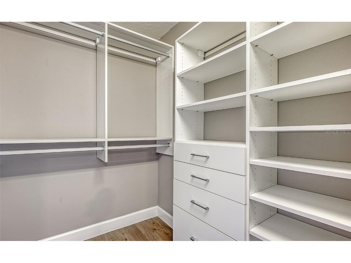 1750 Benjamin Franklin Drive #6F Sarasota FL 34236 - GULF A4650702 image25