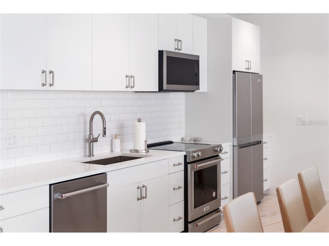 1750 Benjamin Franklin Drive #6G Sarasota FL 34236 A4670249 image12