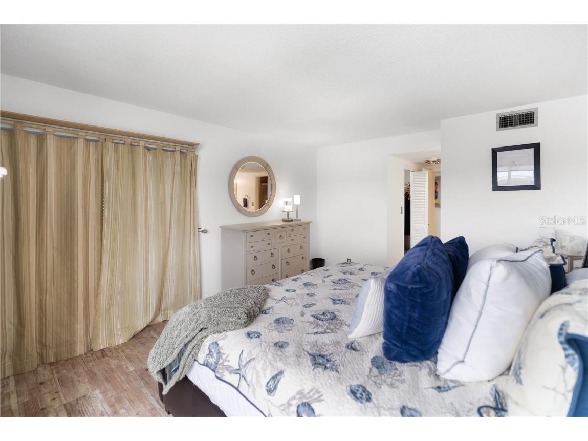 1750 Benjamin Franklin Drive #6G Sarasota FL 34236 A4670249 image26