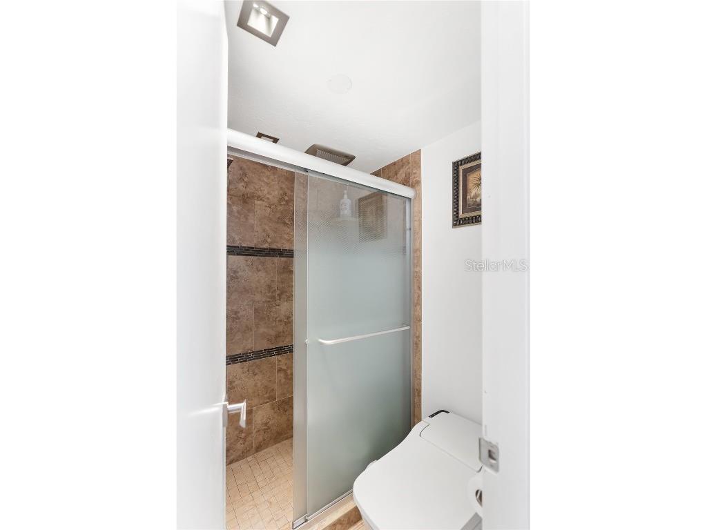 1750 Benjamin Franklin Drive #6G Sarasota FL 34236 A4670249 image27