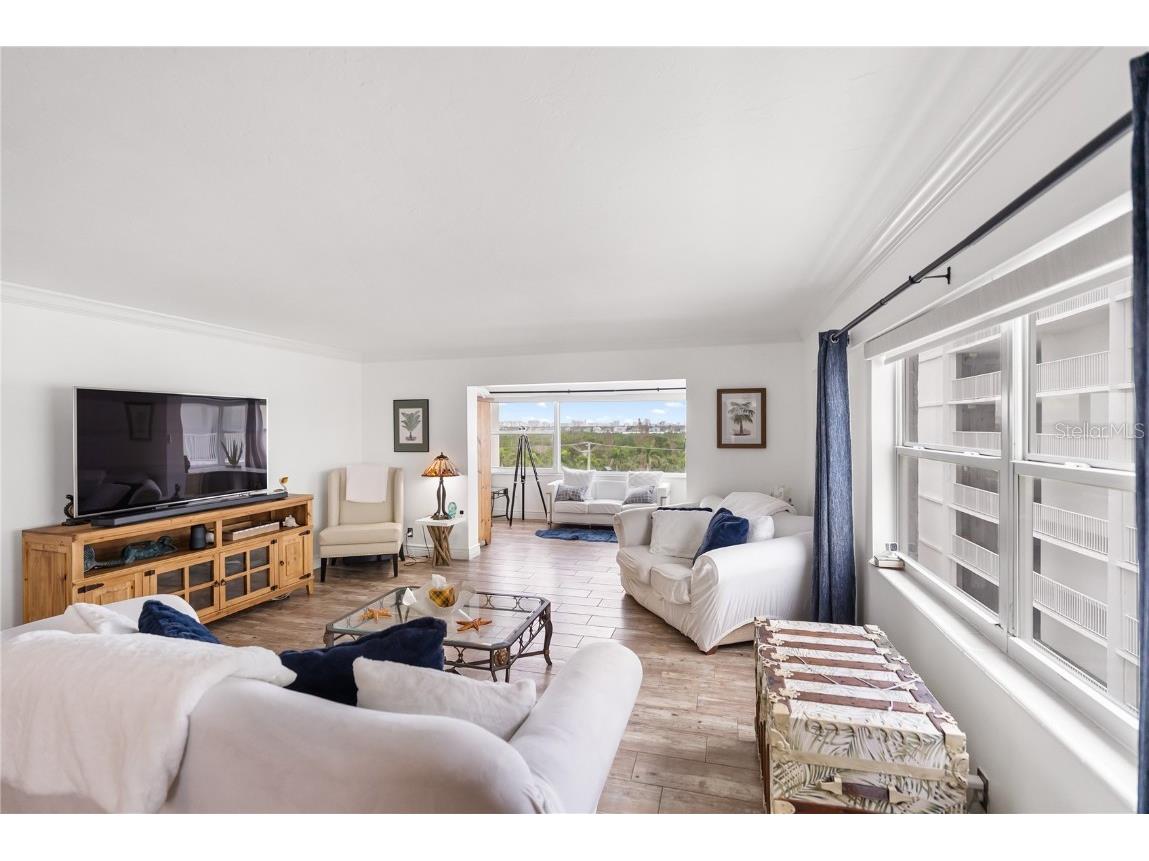 1750 Benjamin Franklin Drive #6G Sarasota FL 34236 A4670249 image38