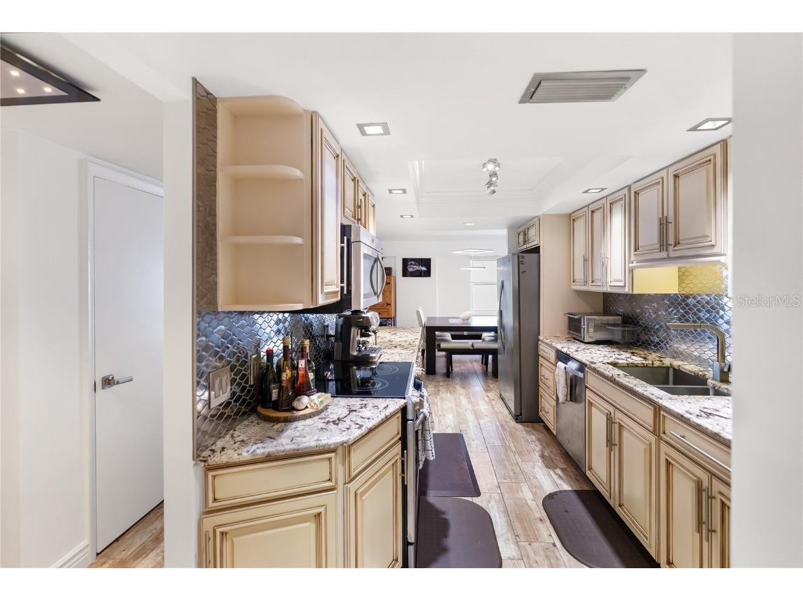 1750 Benjamin Franklin Drive #6G Sarasota FL 34236 A4670249 image39