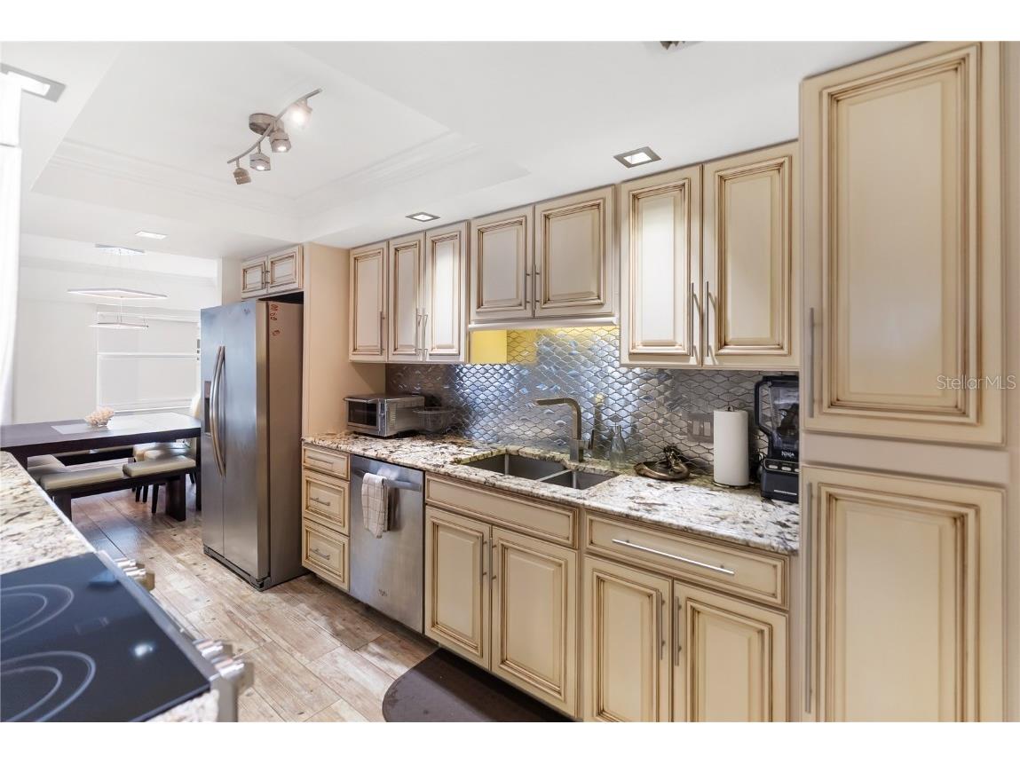 1750 Benjamin Franklin Drive #6G Sarasota FL 34236 A4670249 image41