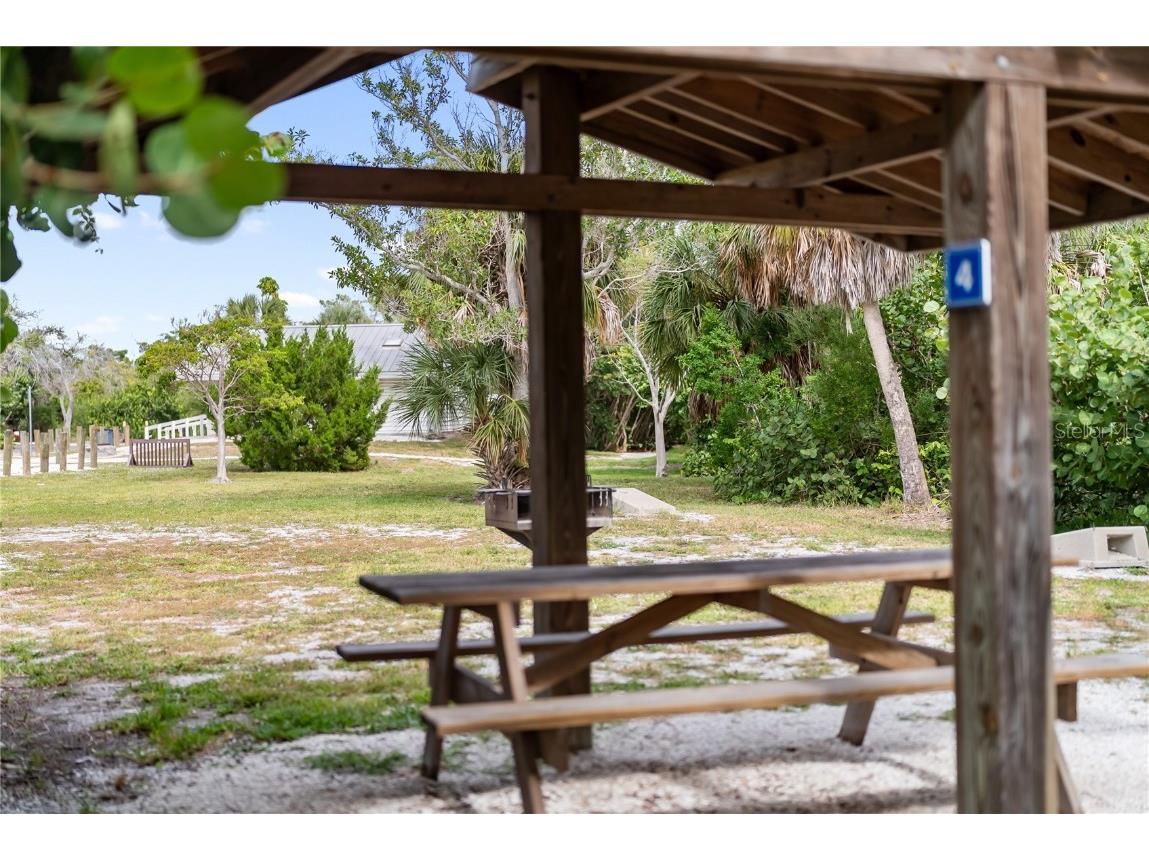 1750 Benjamin Franklin Drive #6G Sarasota FL 34236 A4670249 image79