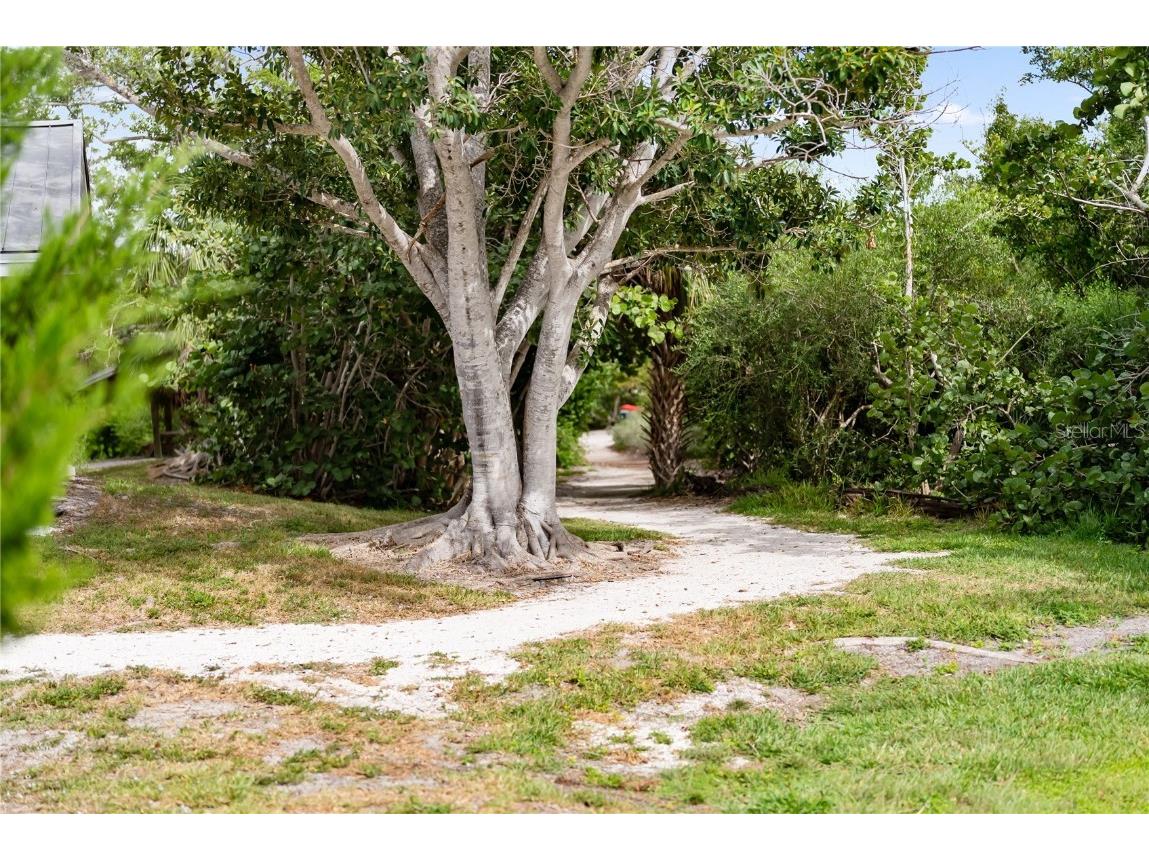 1750 Benjamin Franklin Drive #6G Sarasota FL 34236 A4670249 image81