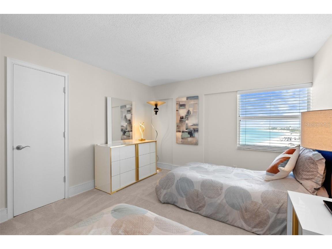 1750 Benjamin Franklin Drive #8D Sarasota FL 34236 A4673871 image30