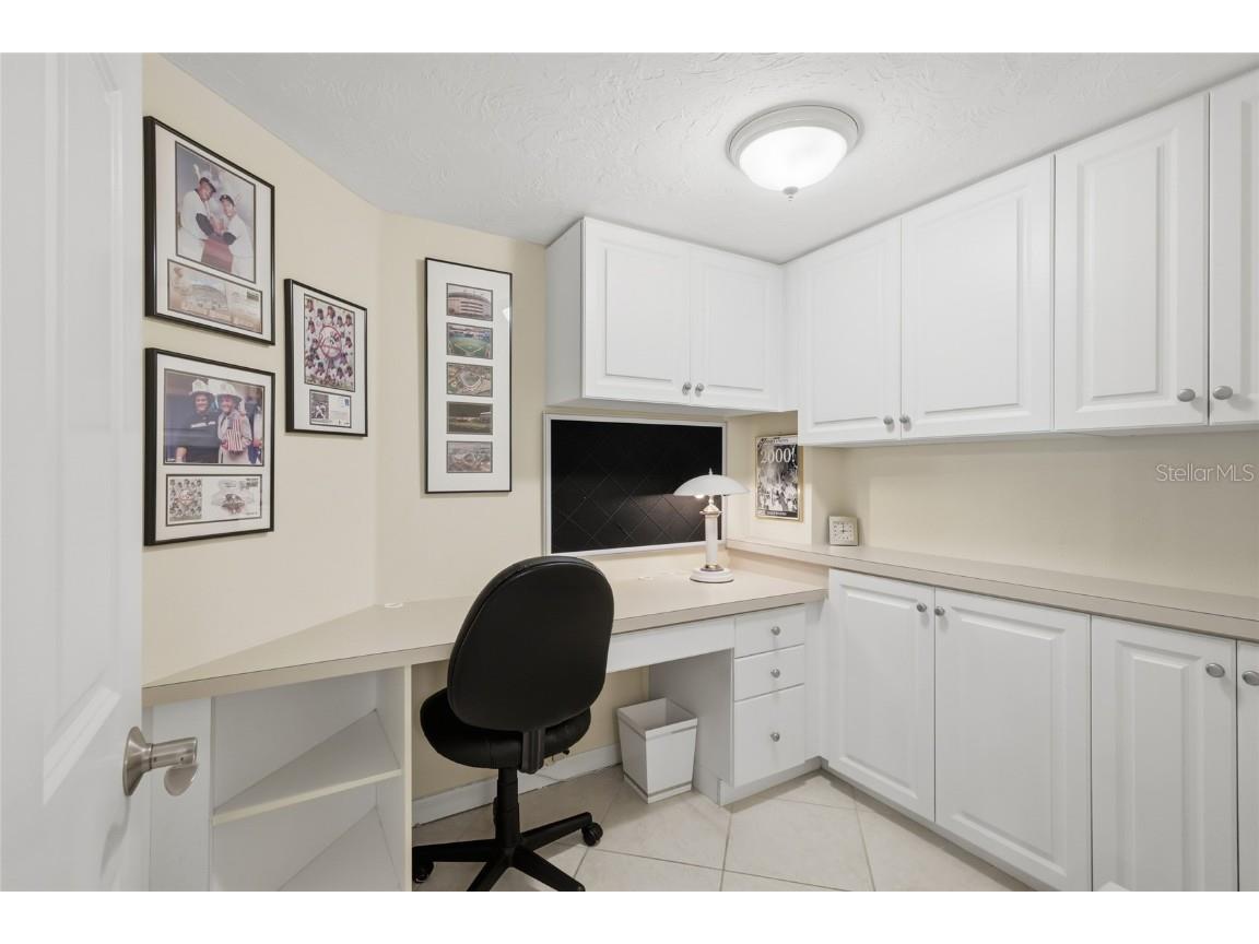 1750 Benjamin Franklin Drive #9B Sarasota FL 34236 A4674245 image13