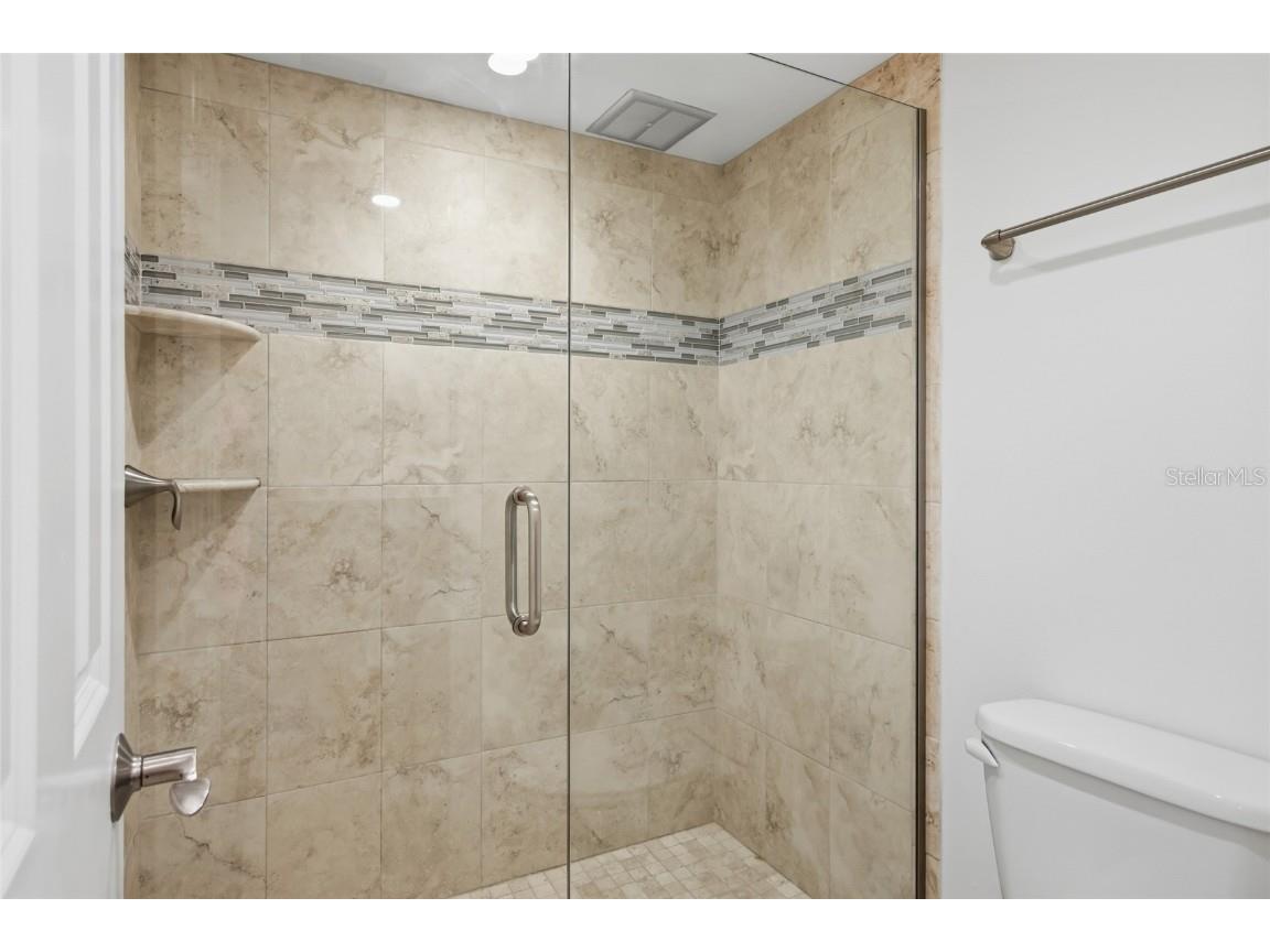 1750 Benjamin Franklin Drive #9B Sarasota FL 34236 A4674245 image23