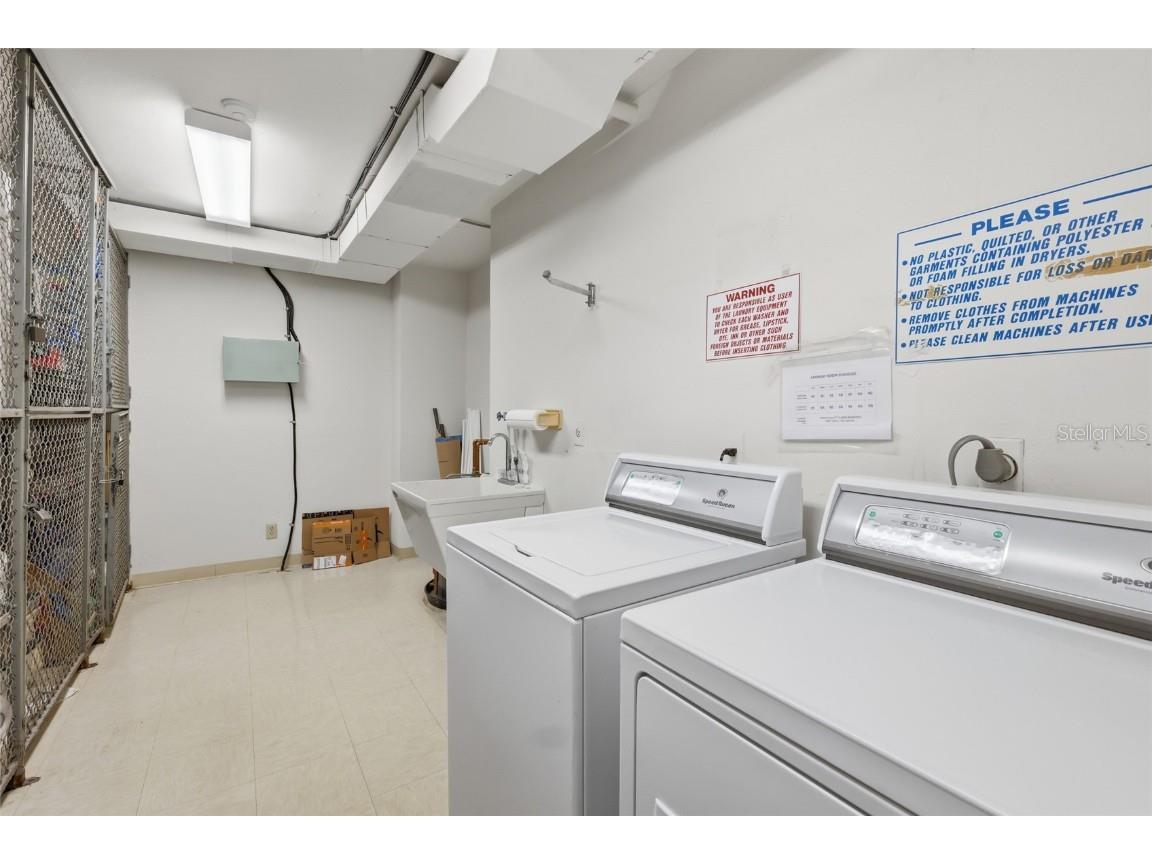 1750 Benjamin Franklin Drive #9B Sarasota FL 34236 A4674245 image28