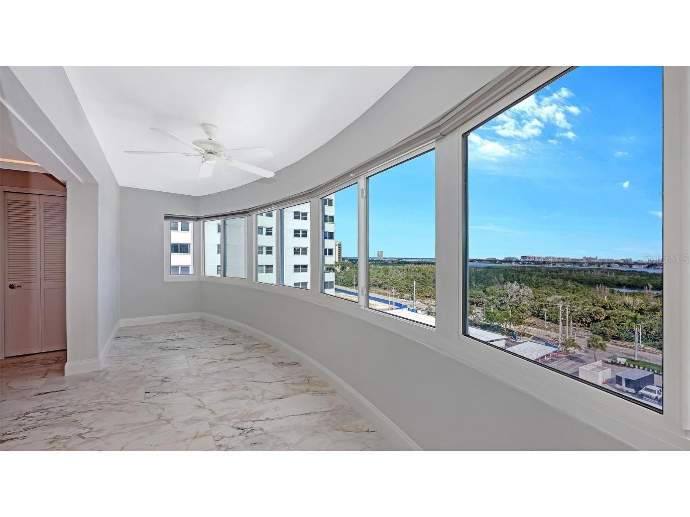 1750 Benjamin Franklin Drive #9F Sarasota FL 34236 - SARASOTA BAY AND GULF OF MEXICO A4674543 image28