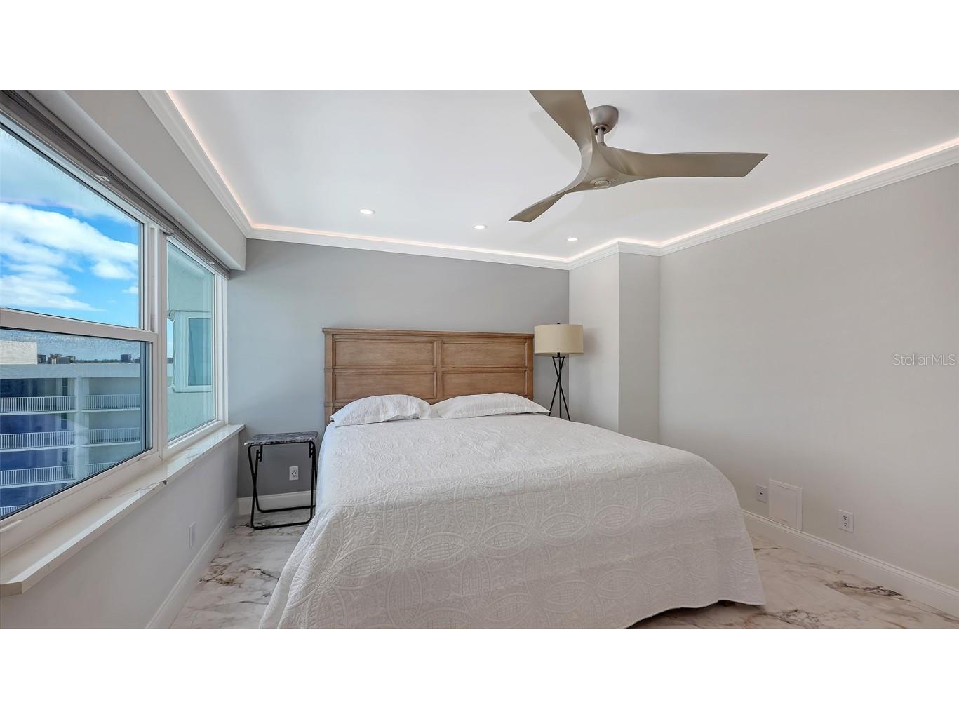 1750 Benjamin Franklin Drive #9F Sarasota FL 34236 - SARASOTA BAY AND GULF OF MEXICO A4674543 image35