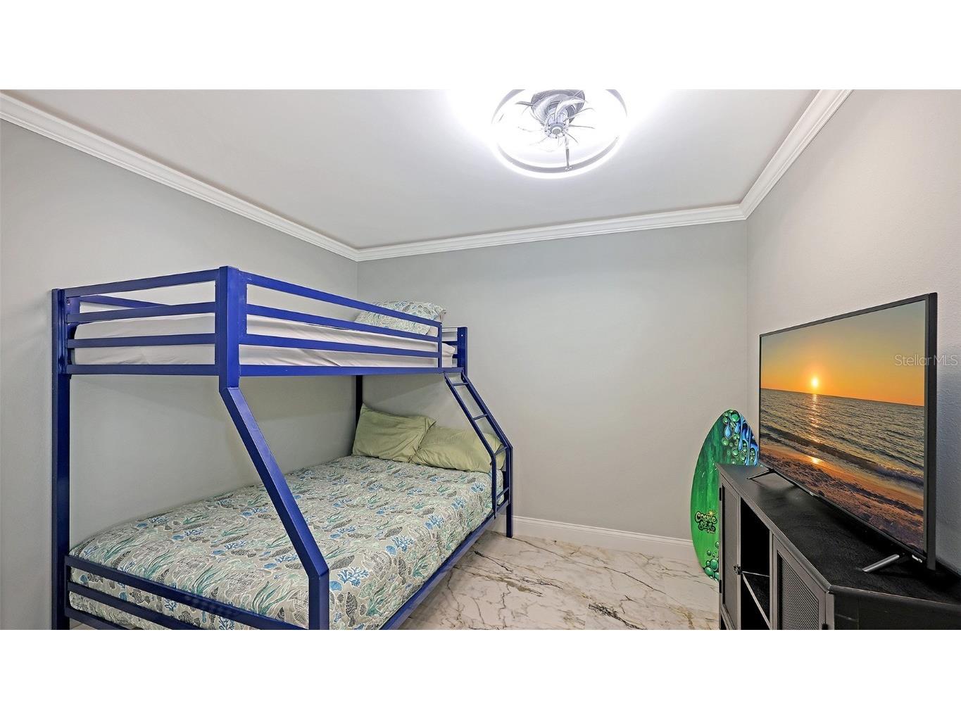 1750 Benjamin Franklin Drive #9F Sarasota FL 34236 - SARASOTA BAY AND GULF OF MEXICO A4674543 image38