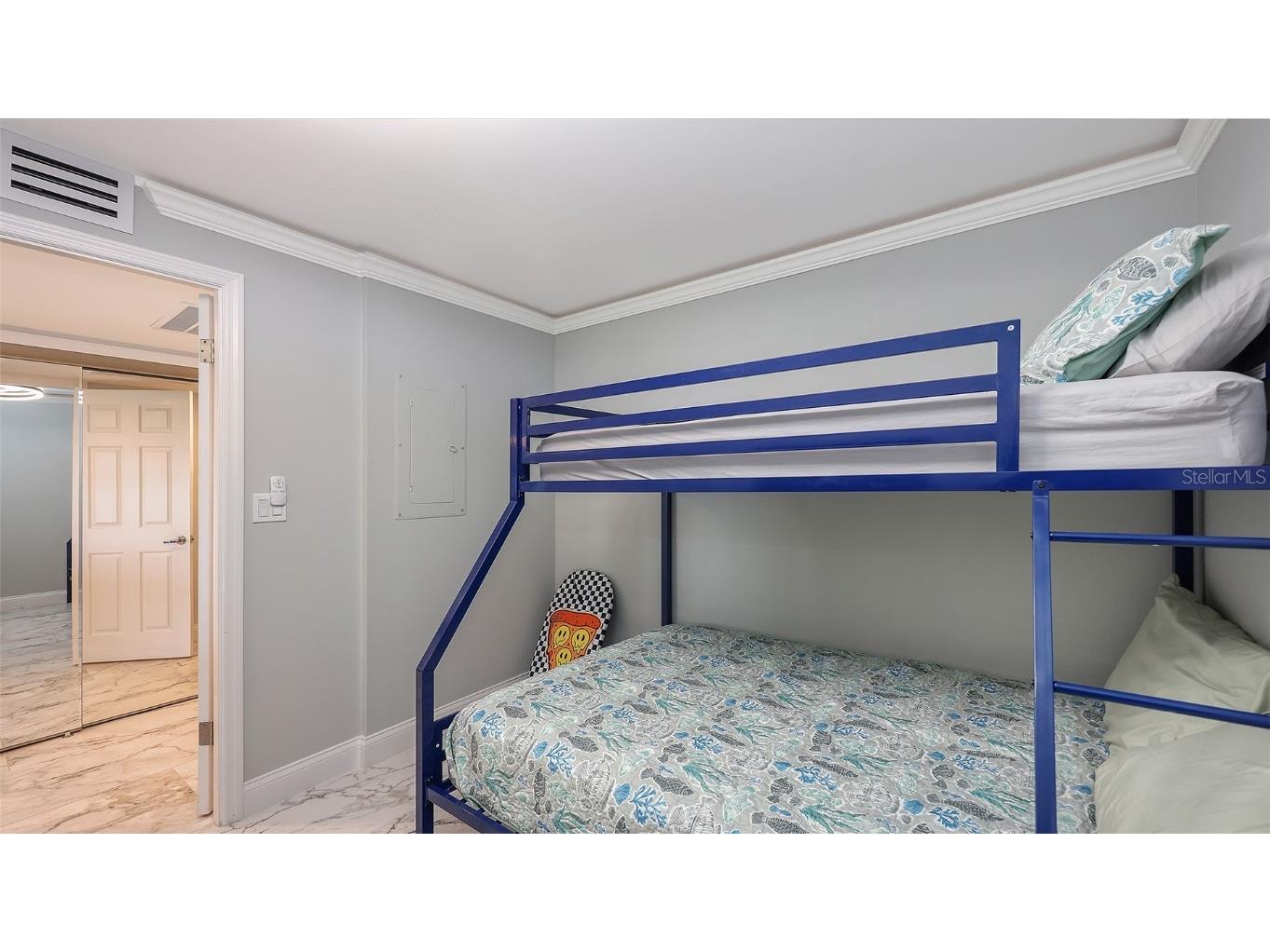 1750 Benjamin Franklin Drive #9F Sarasota FL 34236 - SARASOTA BAY AND GULF OF MEXICO A4674543 image39