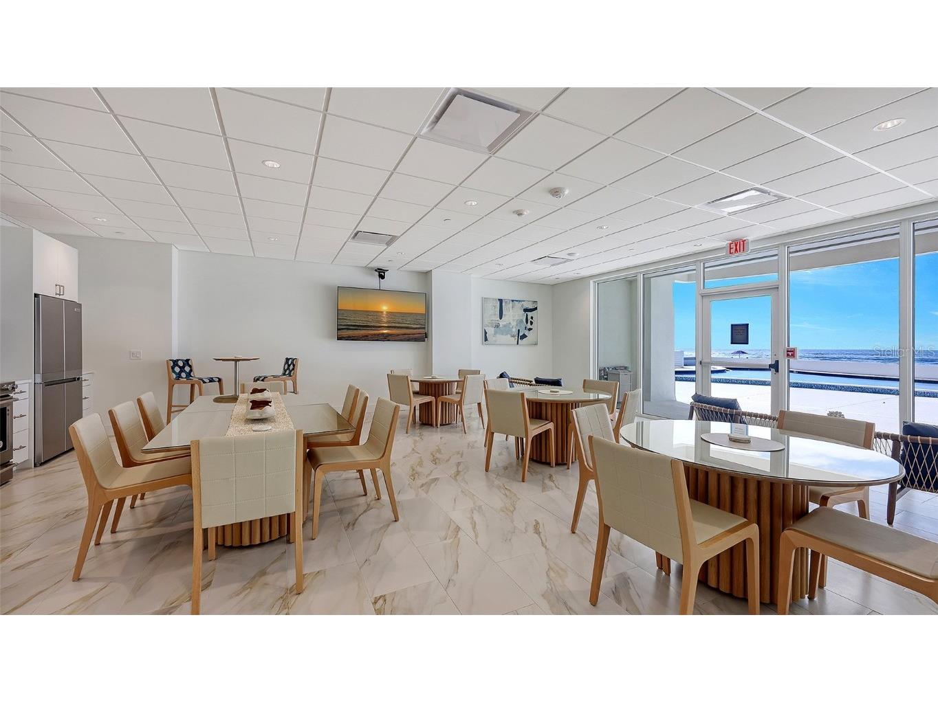 1750 Benjamin Franklin Drive #9F Sarasota FL 34236 - SARASOTA BAY AND GULF OF MEXICO A4674543 image44