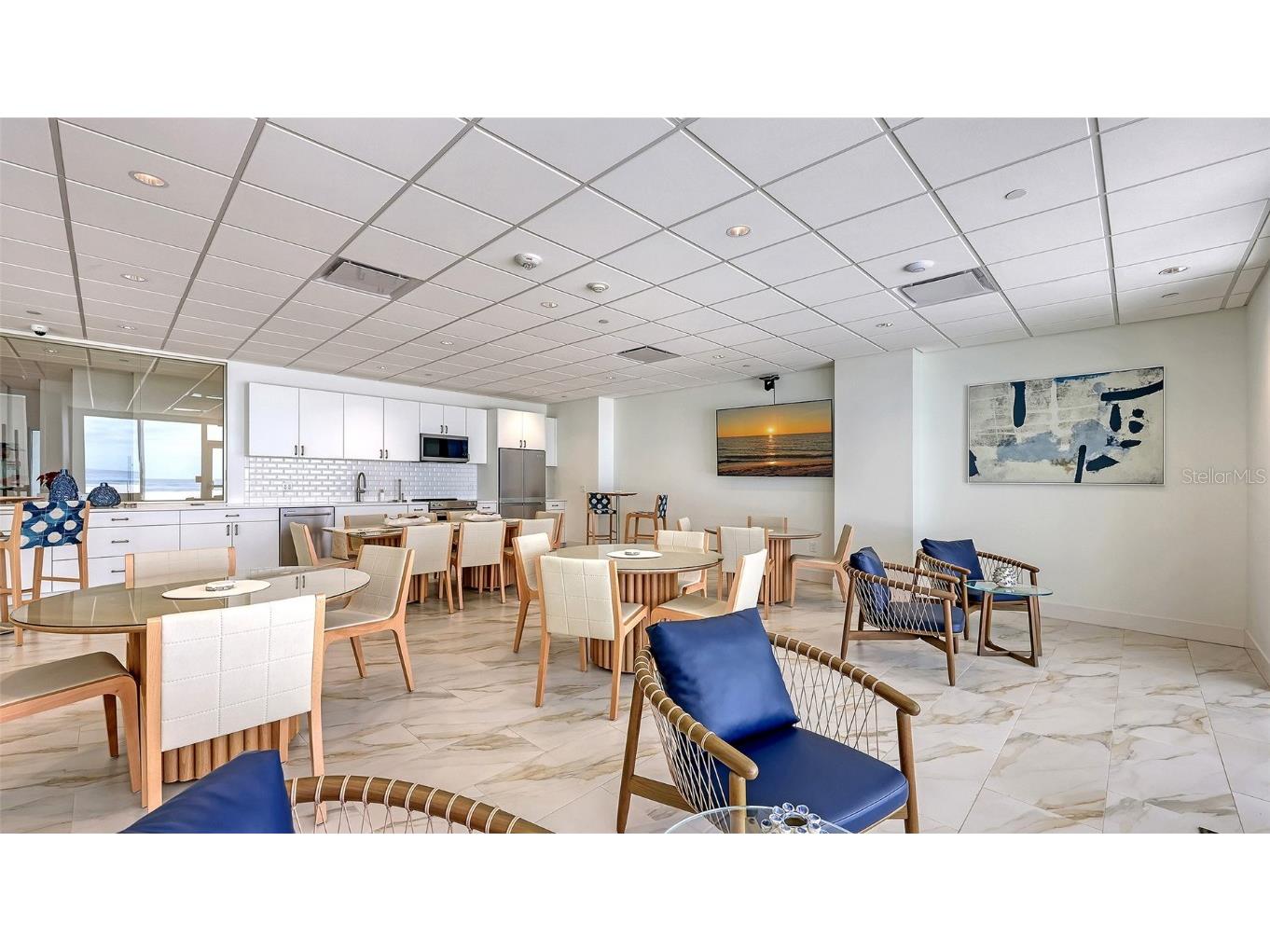 1750 Benjamin Franklin Drive #9F Sarasota FL 34236 - SARASOTA BAY AND GULF OF MEXICO A4674543 image48