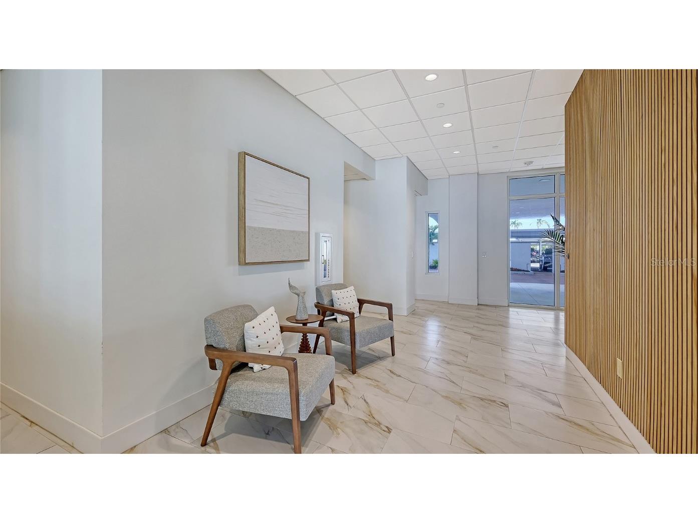 1750 Benjamin Franklin Drive #9F Sarasota FL 34236 - SARASOTA BAY AND GULF OF MEXICO A4674543 image50