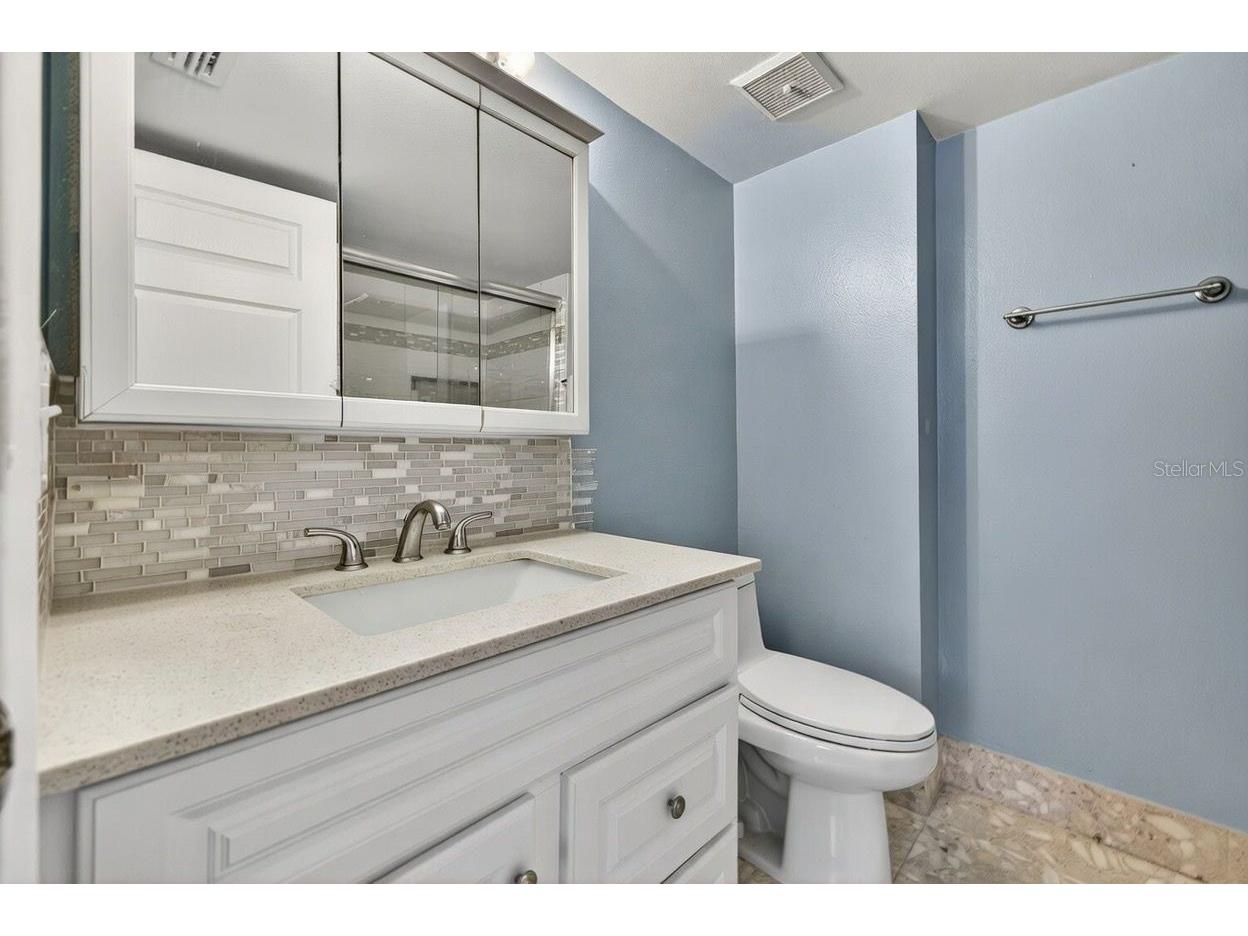 1750 Harbor Place S #303 South Pasadena FL 33707 TB8469338 image5