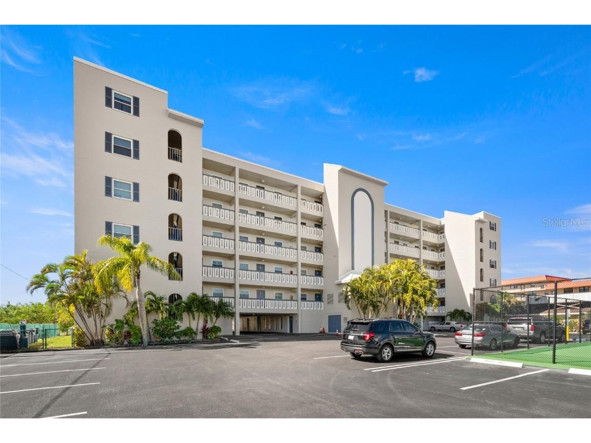 17500 Gulf Boulevard #507 Redington Shores FL 33708 U8244113 image1