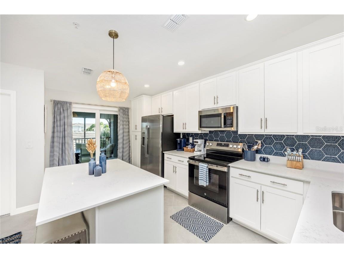 17500 Opal Sand Court #207 Venice FL 34293 N6140890 image11