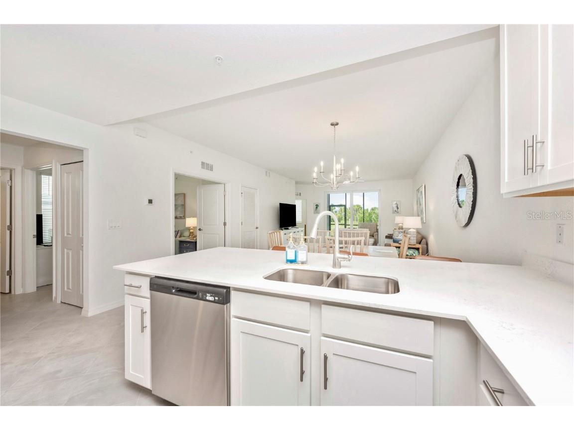 17500 Opal Sand Drive #101 Venice FL 34293 N6139590 image10