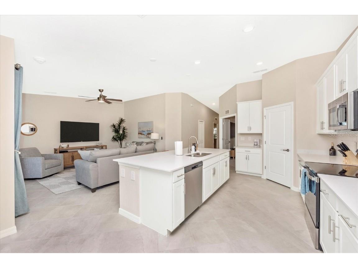 17500 Opal Sand Drive #204 Venice FL 34293 N6140703 image14