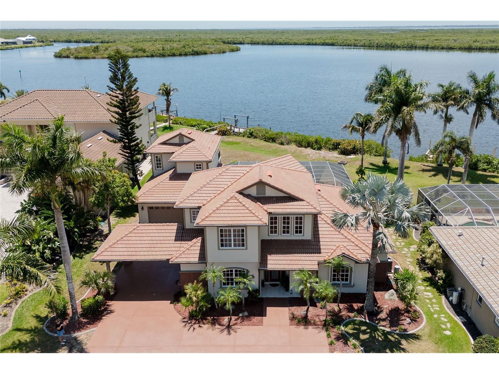 17501 Ohara Drive Port Charlotte FL 33948 - MANCHESTER WATERWAY D6147335 image1