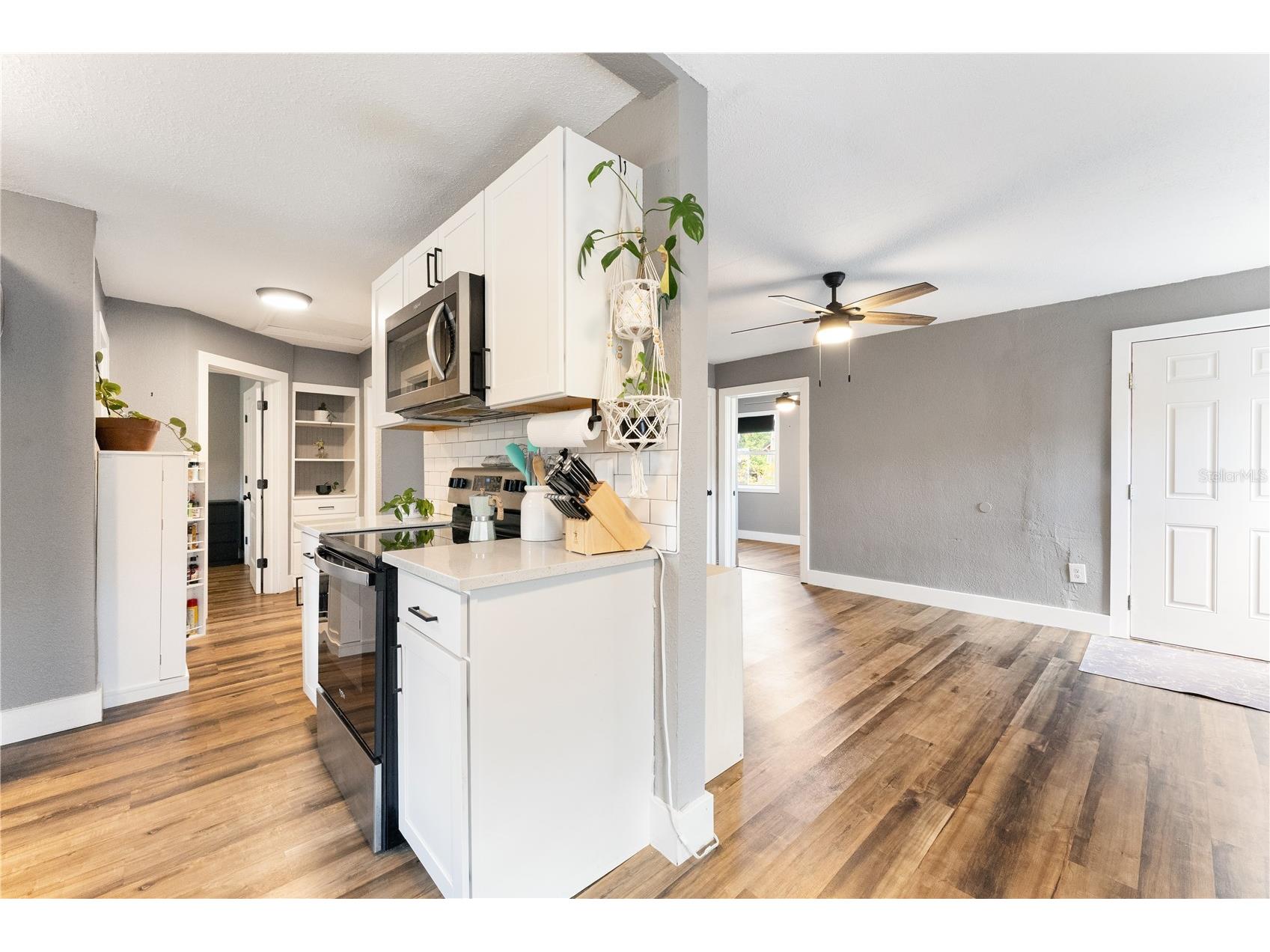 1751 Dayton Street S Saint Petersburg FL 33712 TB8504776 image11