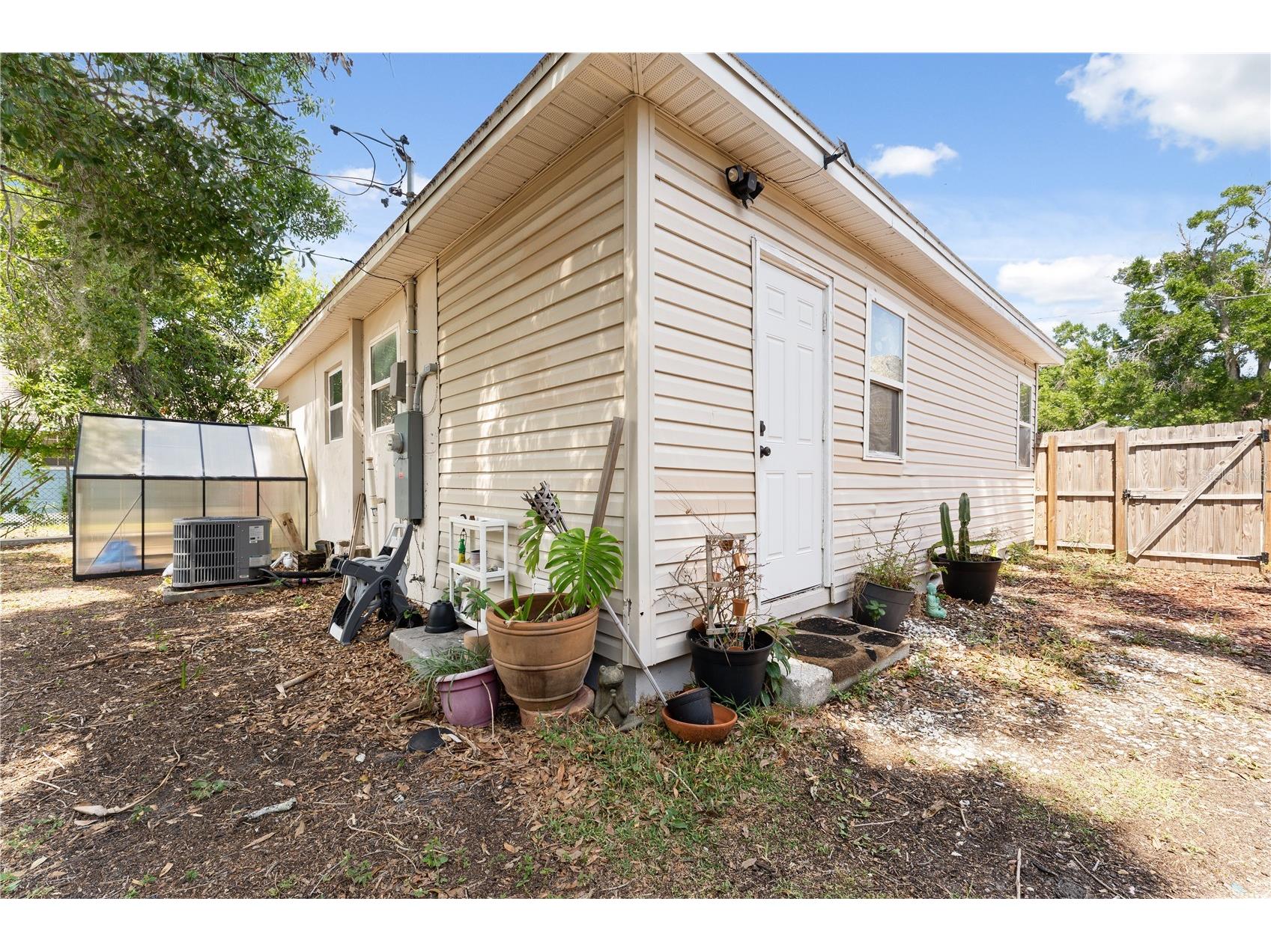1751 Dayton Street S Saint Petersburg FL 33712 TB8504776 image24