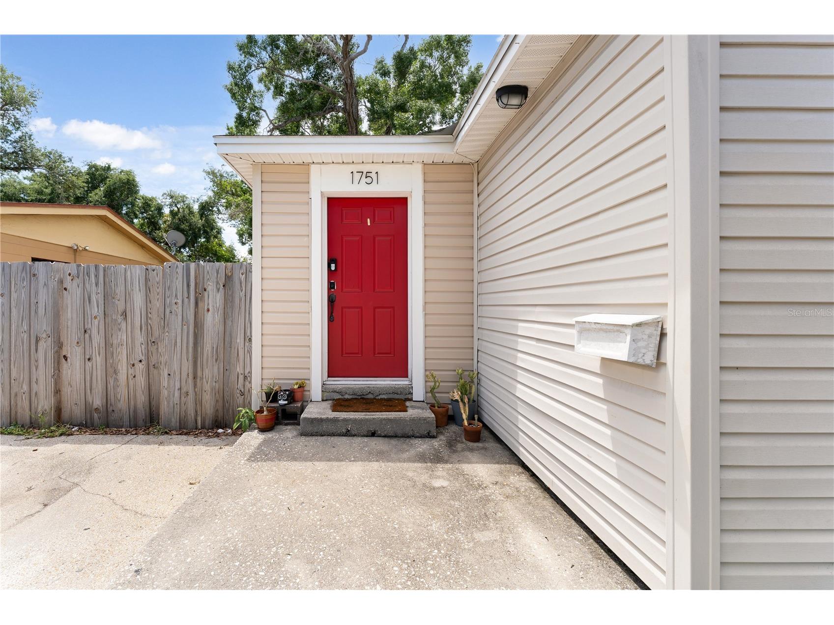 1751 Dayton Street S Saint Petersburg FL 33712 TB8504776 image4