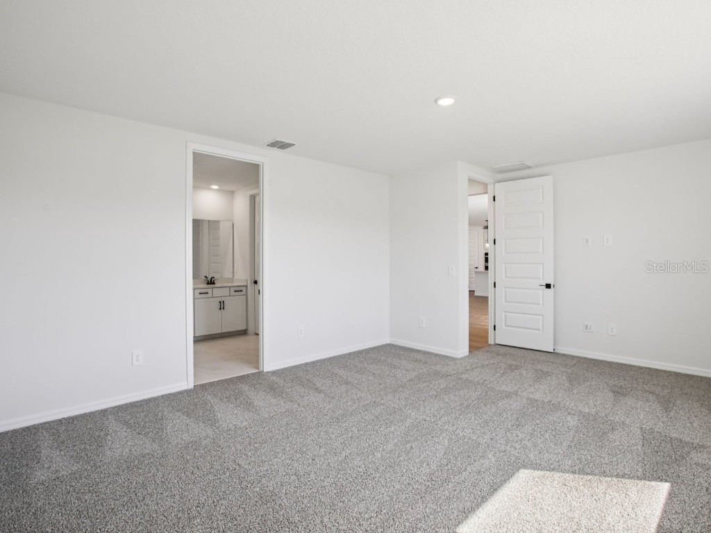 1751 Draughton Drive Zephyrhills FL 33541 O6335140 image32