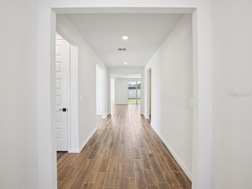 1751 Draughton Drive Zephyrhills FL 33541 O6335140 image5