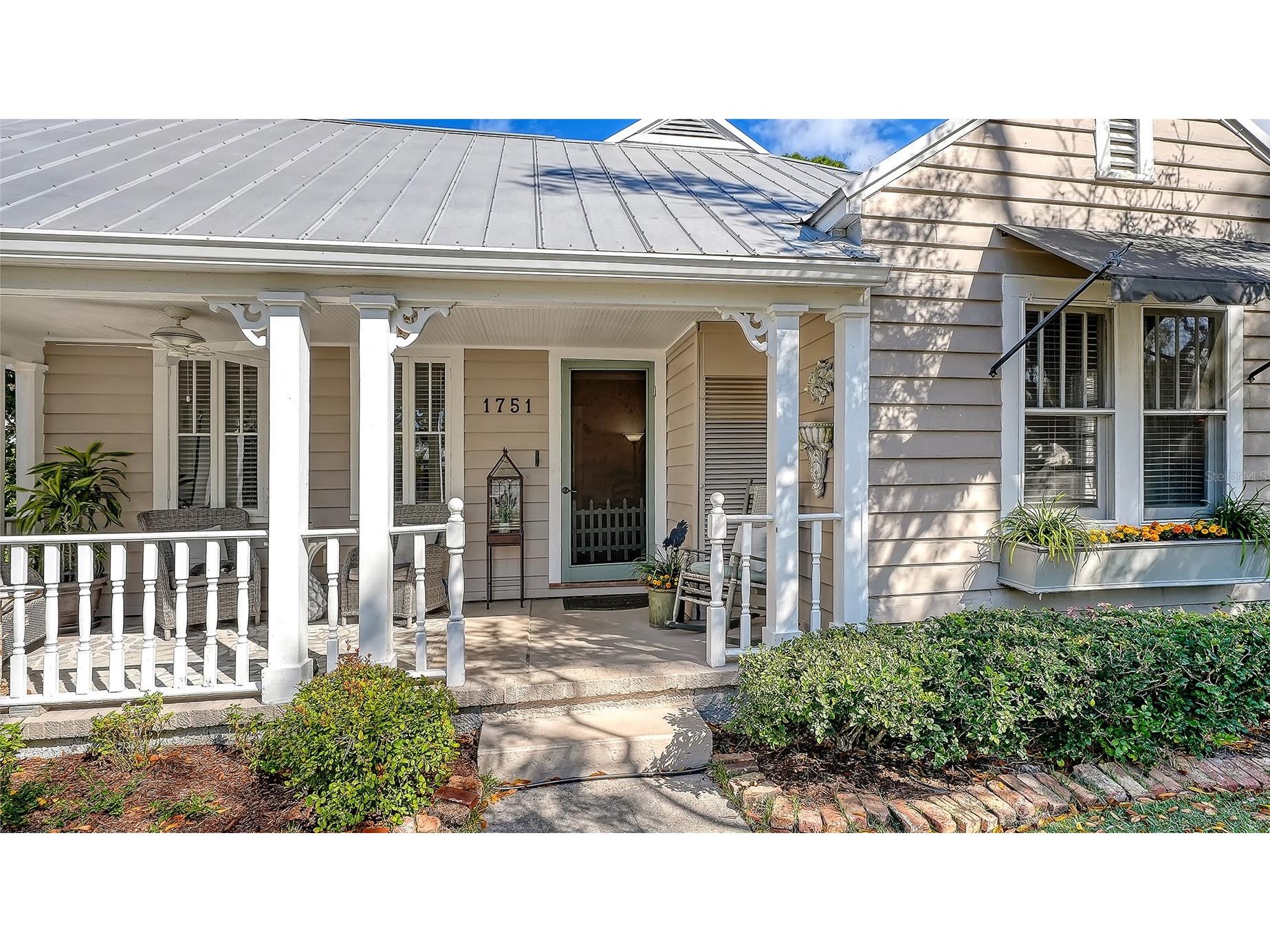 1751 Floyd Street Sarasota FL 34239 A4682724 image2