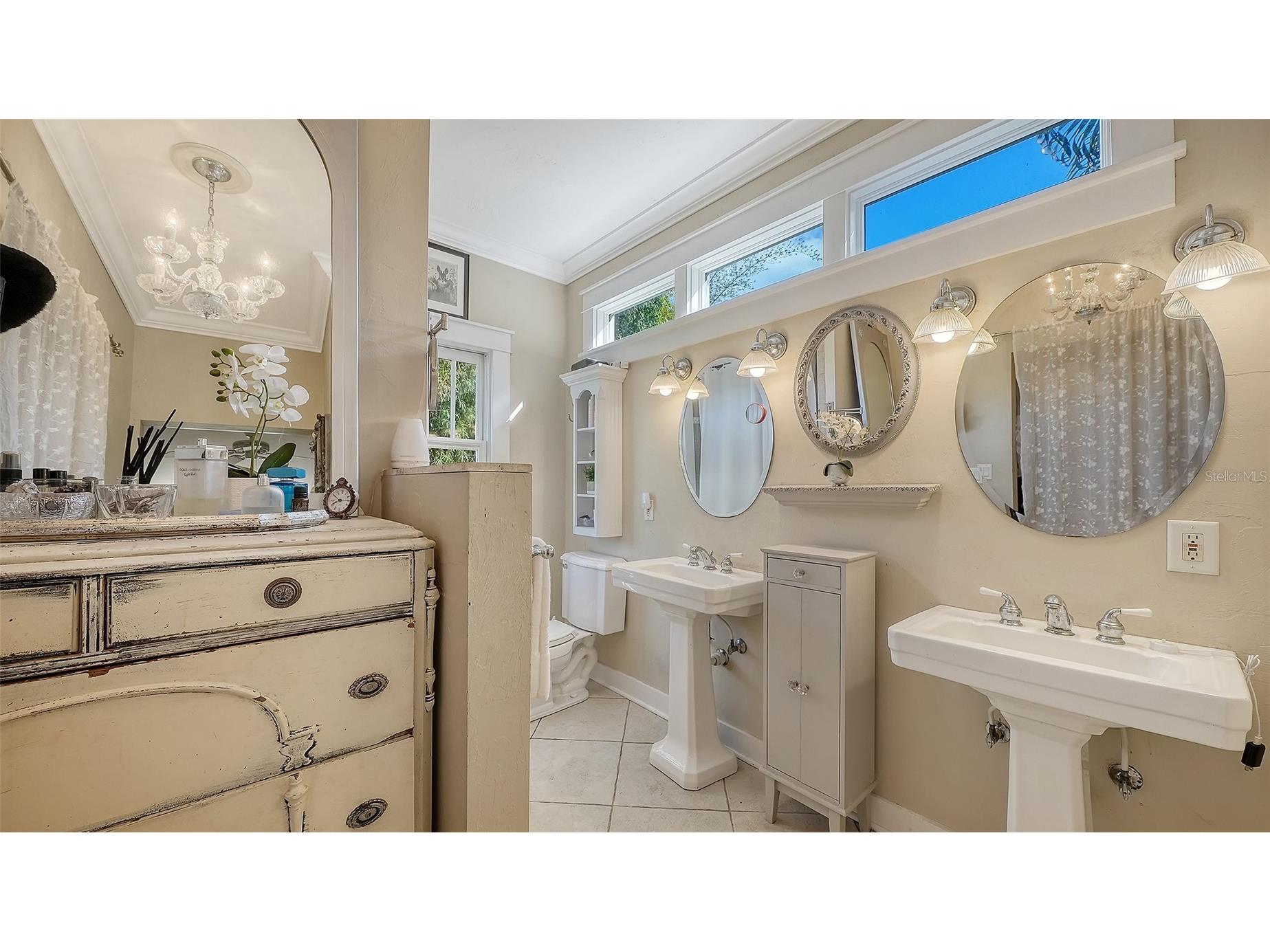 1751 Floyd Street Sarasota FL 34239 A4682724 image23