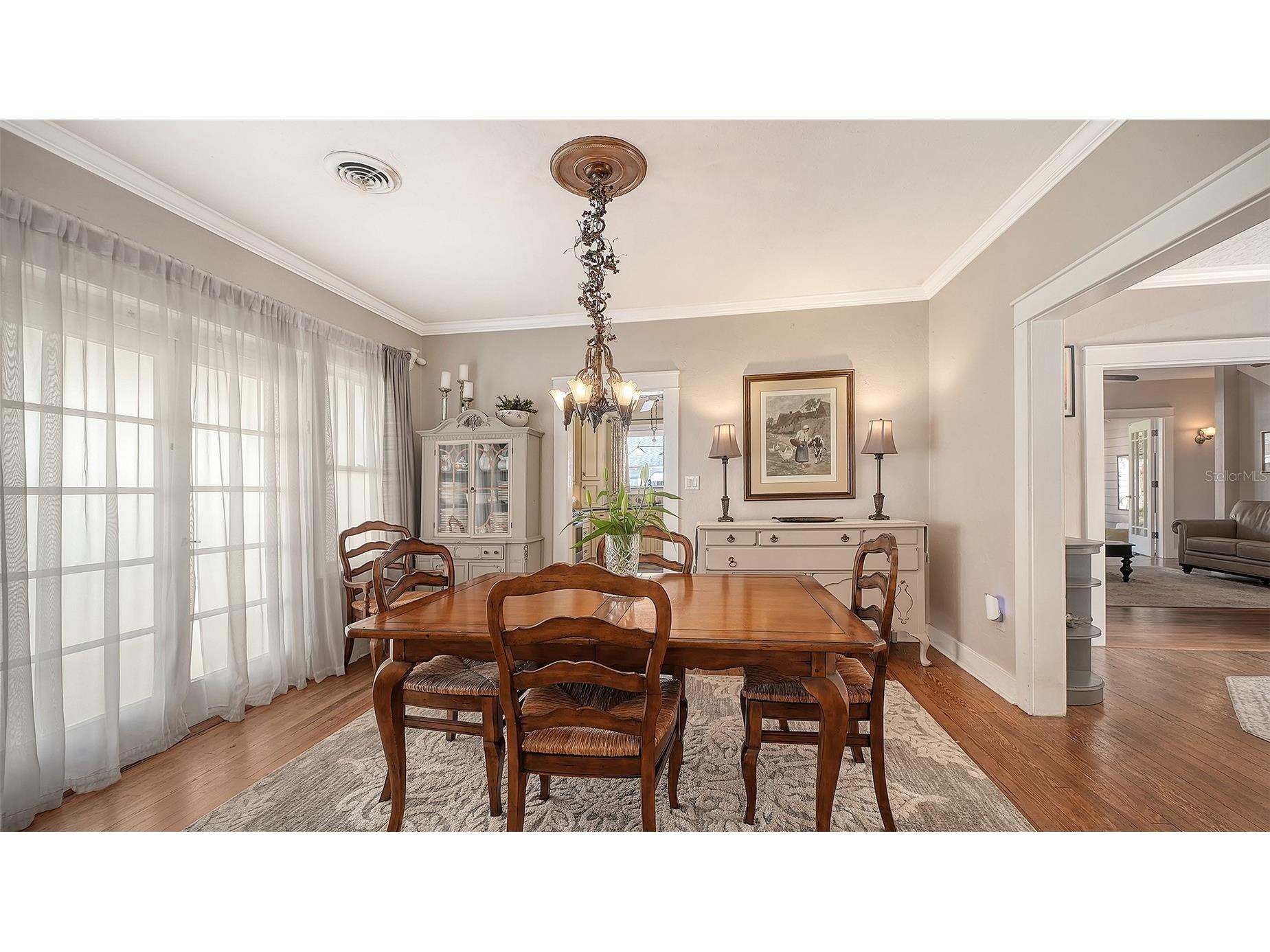 1751 Floyd Street Sarasota FL 34239 A4682724 image8