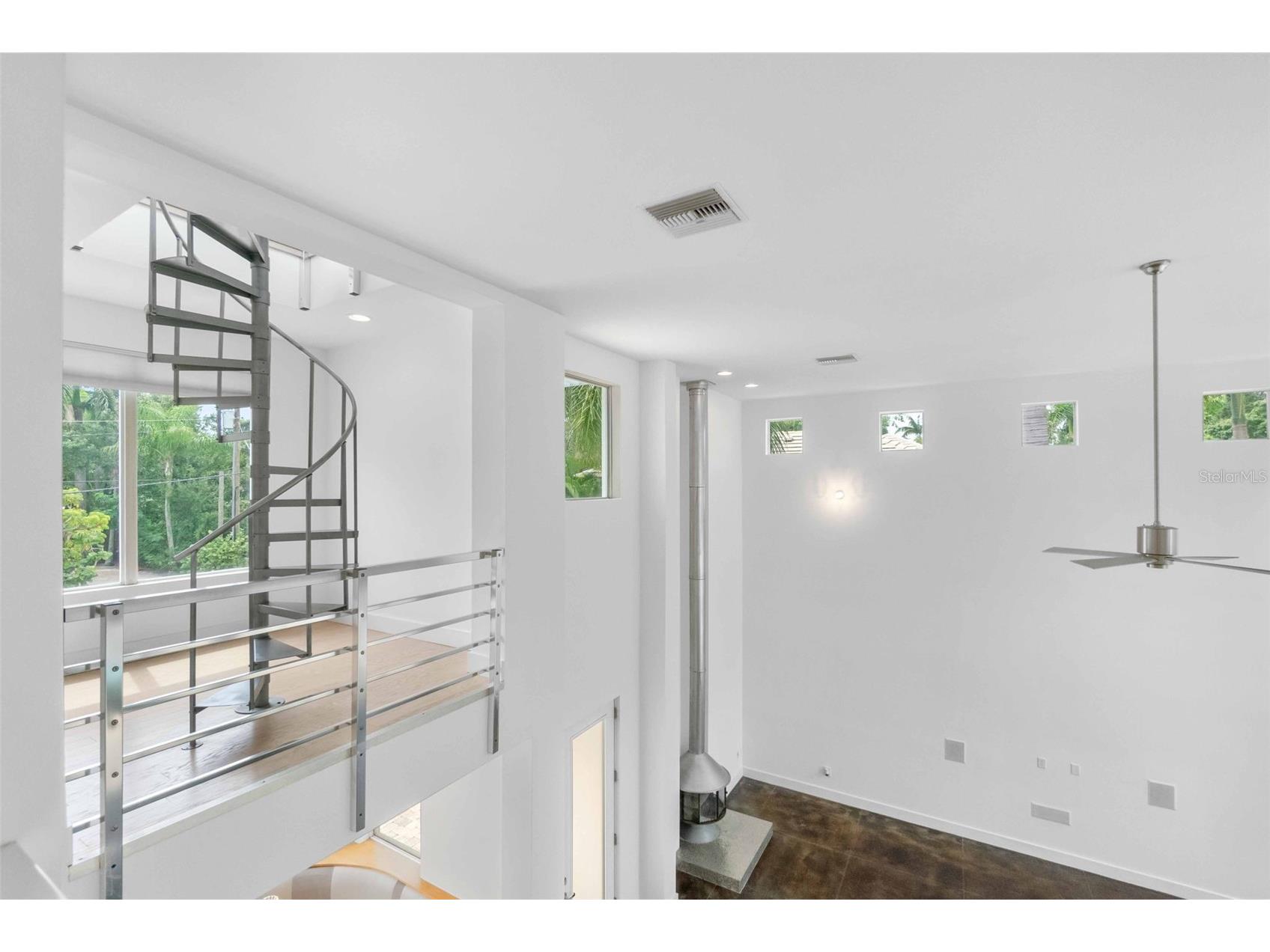 1751 Hawthorne Street Sarasota FL 34239 A4689684 image21