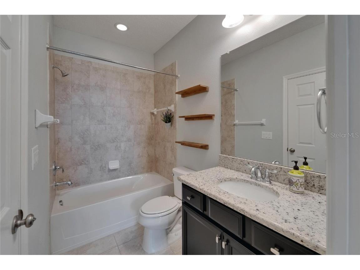 17510 Bright Wheat Drive Lithia FL 33547 TB8387052 image35